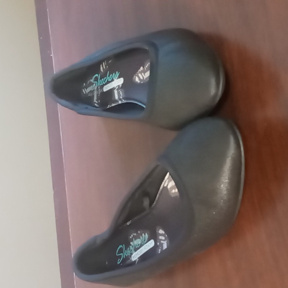 Skechers Black Air Cooled Memory Foam Flats Size 7